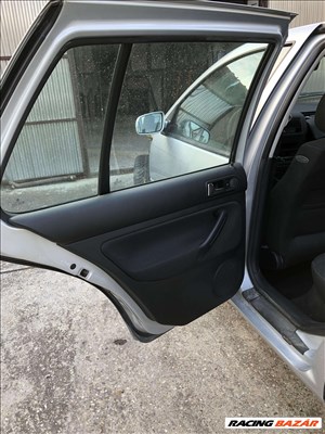 Volkswagen Golf IV hátsó ajtó kárpit