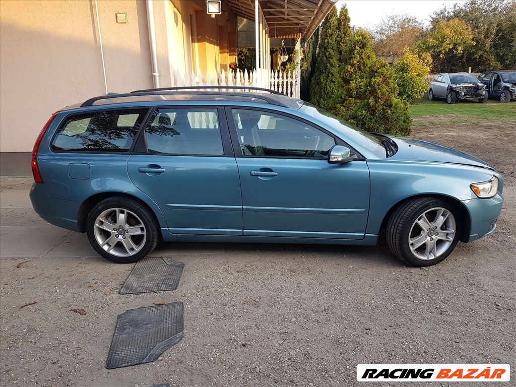 Volvo V50 facelift 2.0 diesel bontott alkatrészek, bontott jármű, bontás 2. kép