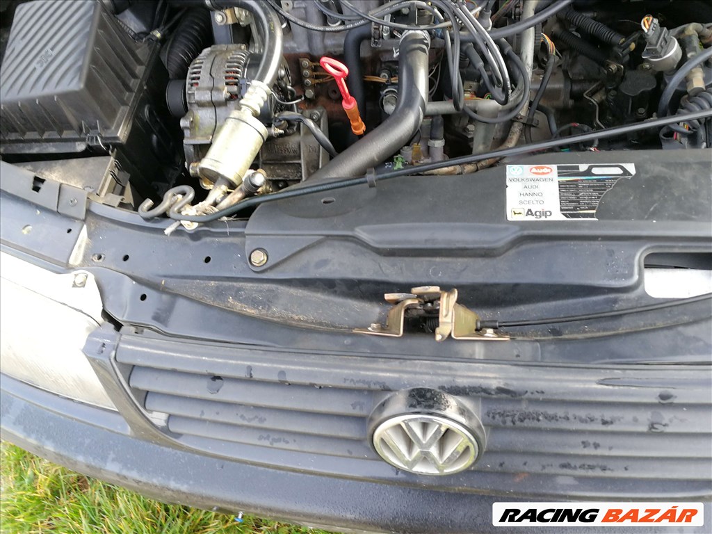 Volkswagen Passat III (B4) 1.6i (ABS)bontott alkatrészei LA9V színben eladók 19. kép