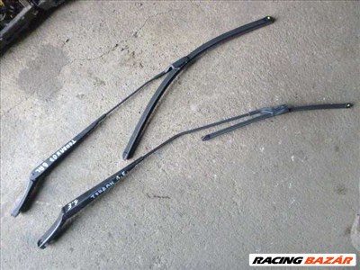 VW TOURAN 2008 ELSŐ ABLAKTÖRLŐ KAR