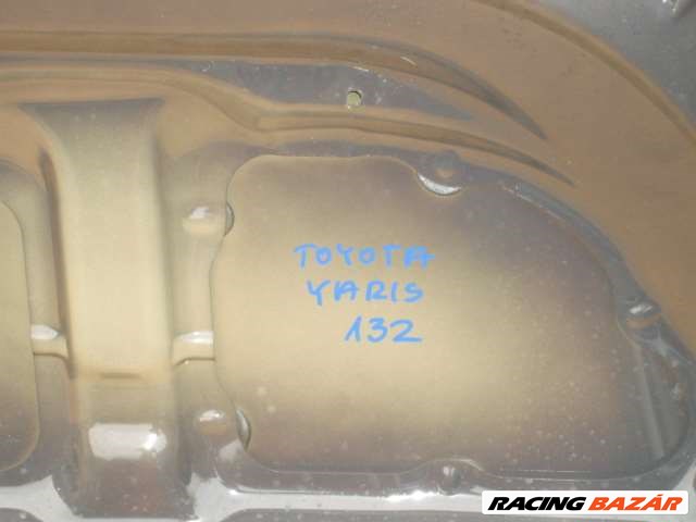 Toyota Yaris P13 Motorháztető 2011-től  5. kép