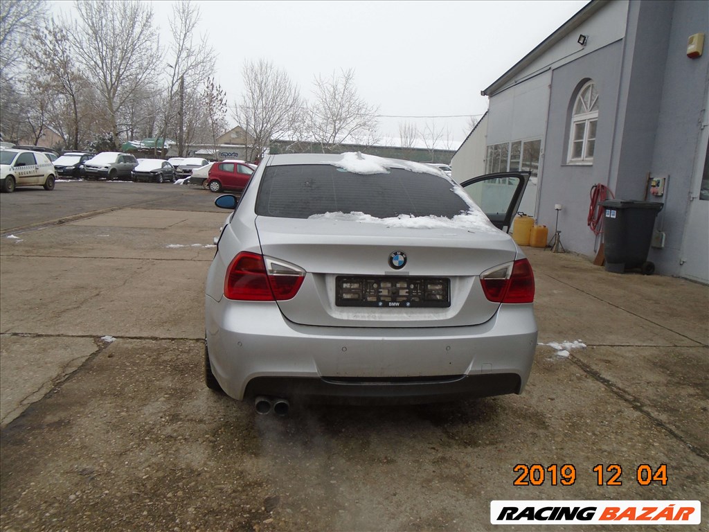 BMW 330 (E90, E91, E92, E93) bontott alkatrészei 5. kép