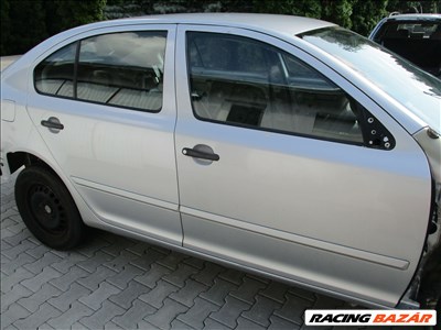 Skoda Octavia (2nd gen) ajtó 