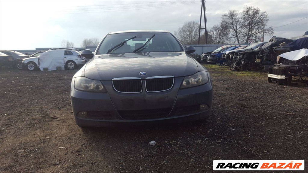 BMW 3-as sorozat E90 320D bontott alkatrészei 24. kép