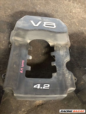Audi V8 4,2 b motorburkolat 
