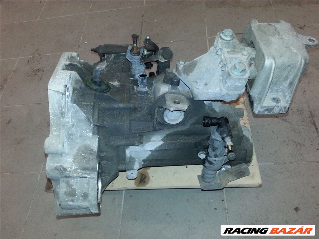Volkswagen Golf IV 1.4 16V váltó DUW, DLP, DUU, ERT 3. kép