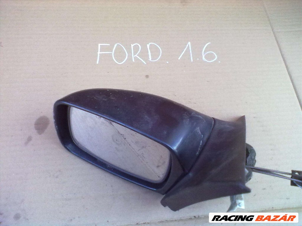 Ford Focus (1st gen) visszapillantó  1. kép