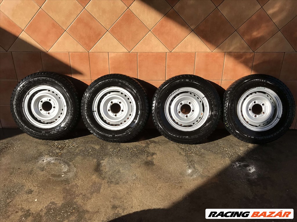 TOYOTA LANDCRUISER 16" LEMEZFELNI 5X150 TÉLI 205/80R16 GUMIVAL OLCSÓN!!!!!! 1. kép