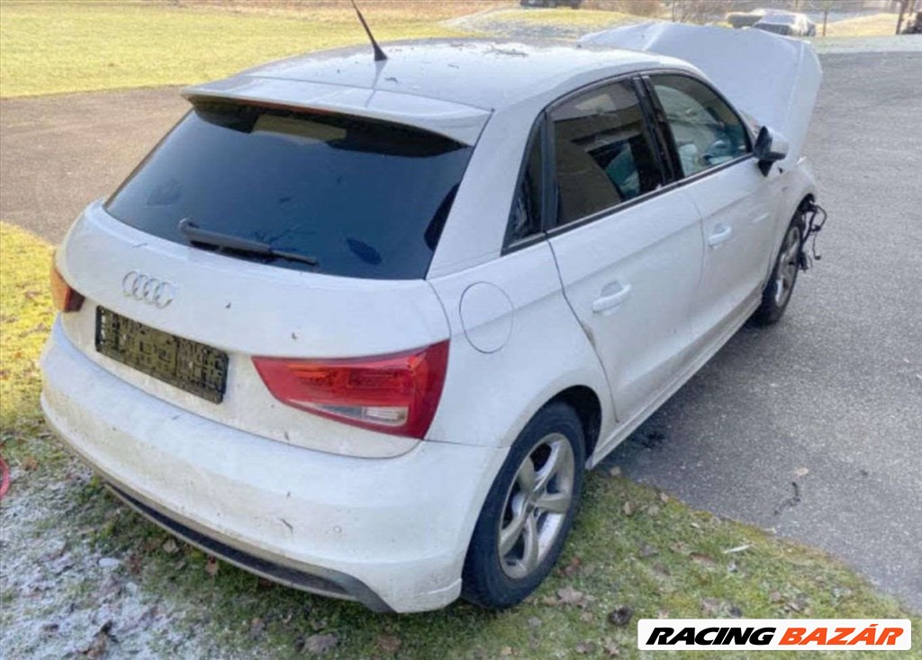 Audi A1 S-Line 1,4 TFSI (8X) bontott alkatrészei 4. kép