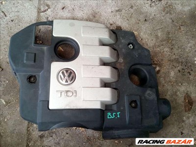 VW Passat 2.0 TDI Motor burkolat 2.0 TDI Motortakaró