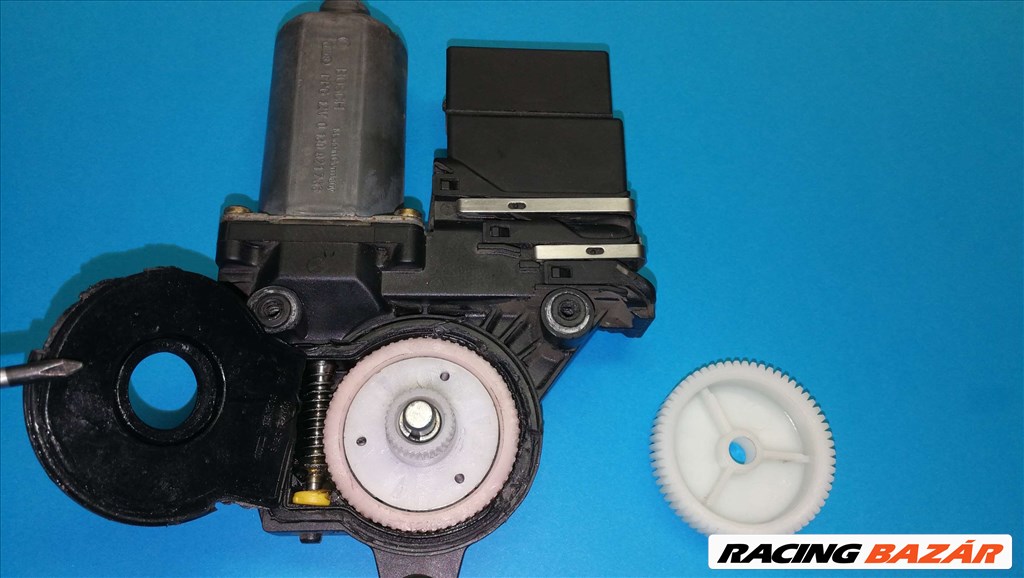 Ablakemelő szervíz,ablakemelő javítás,javítószettek,csúszkák,gyorsszervíz szereléssel is 76. kép