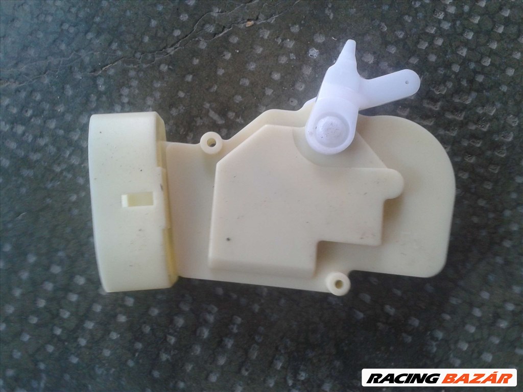 Toyota Yaris Lexus GS 430 Központi zár motor bal jobb első hátsó 69110-52010 69120-52030 6911052010 5. kép