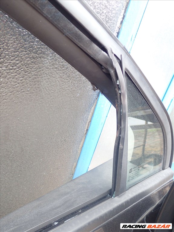 Chevrolet Orlando ajtó  2. kép