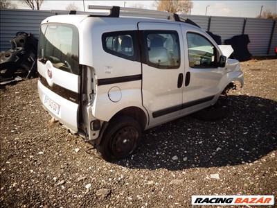 2008-tól Fiat Qubo Csomagtér ajtó ,lökháritó...stb