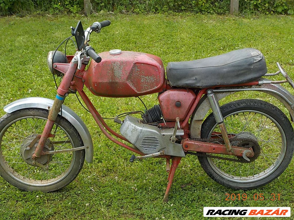 TOMOS,5 SEBESSÉGES LÁBVÁLTÓS OLDTIMER KISMOTOR ELADÓ 1. kép