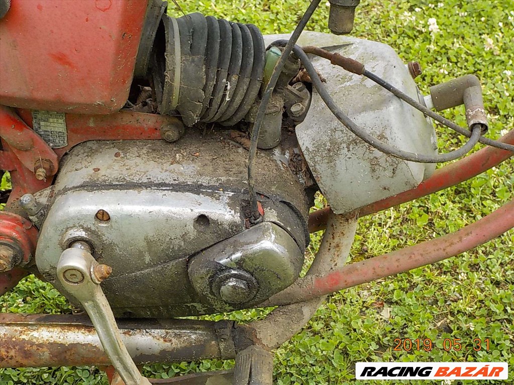 TOMOS,5 SEBESSÉGES LÁBVÁLTÓS OLDTIMER KISMOTOR ELADÓ 3. kép