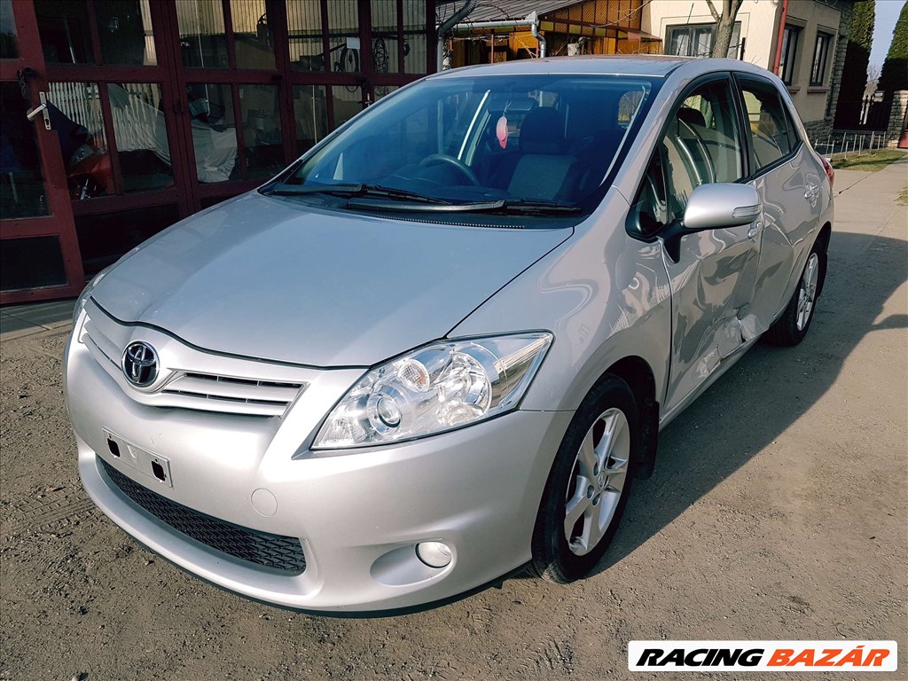 TOYOTA AURIS 1.33i 1NR Facelift bontott alkatrészek, bontás, bontott jármű 6. kép