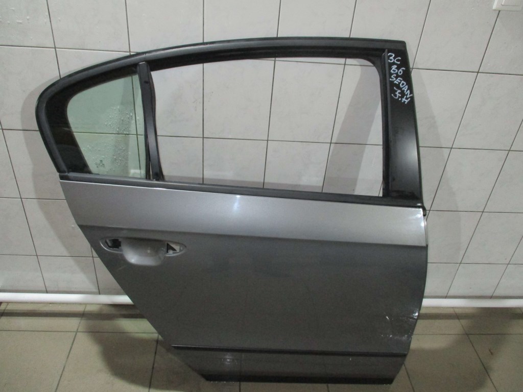 Volkswagen Passat VI jobb hátsó ajtó grafit szürke sedan limusin 3C B6 Passat 1. kép