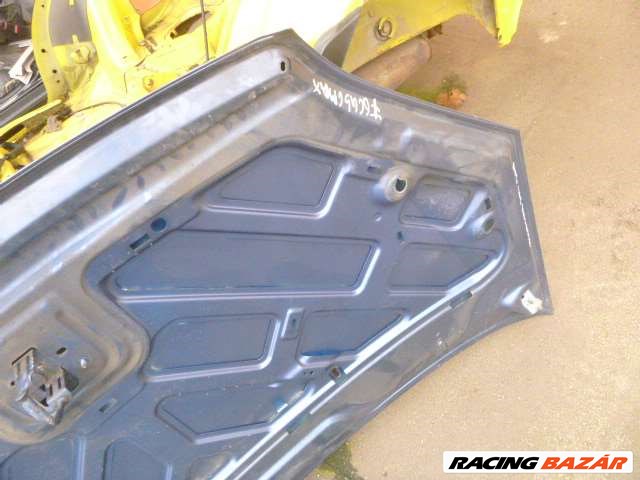 FORD FOCUS C--MAX  2006 VILÁGOSKÉK MOTORHÁZTETŐ 11. kép