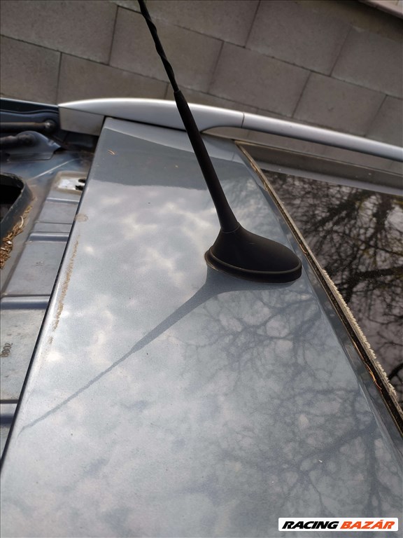 Peugeot 407 SW Tetőantenna  1. kép