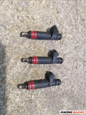 Volkswagen Polo IV 1.2 befecskendező fej  03D906031C