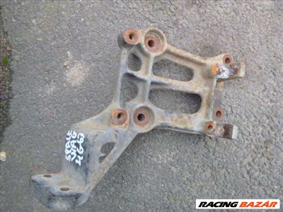 MITSUBISHI SPACE WAGON 1997, 2.0 BENZIN 4G63 ,  MOTOR OLDALÁRA  FÉMTARTÓ  KONZOL