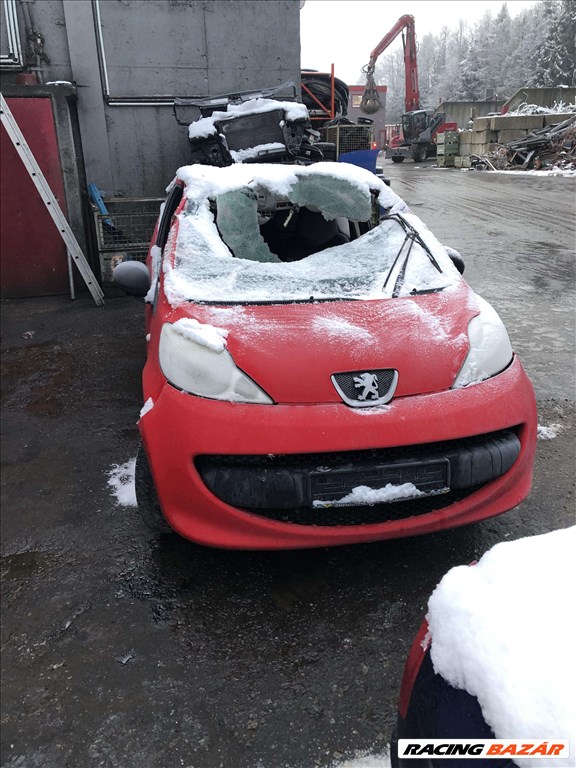 Peugeot 107 bontott alkatrészei 1. kép