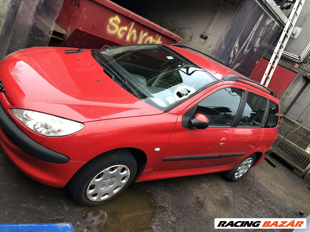 Peugeot 206 bontott alkatrészei 1. kép