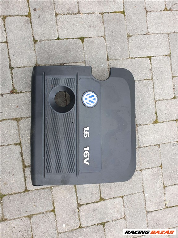 Volkswagen Bora 1.6 motor burkolat  1. kép