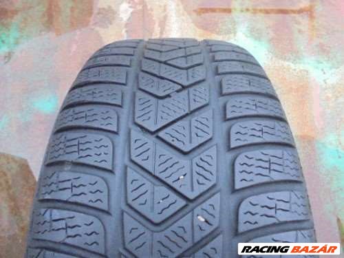 Pirelli sottozer 3 winter  235/55 R17  1. kép