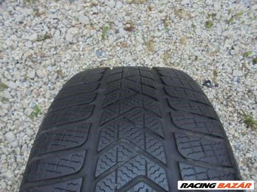 Pirelli Sottozero 3 255/35 R19  1. kép