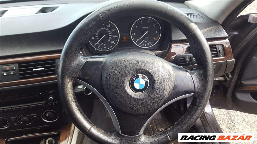 BMW E91  318I bontott alkatrészei 7. kép