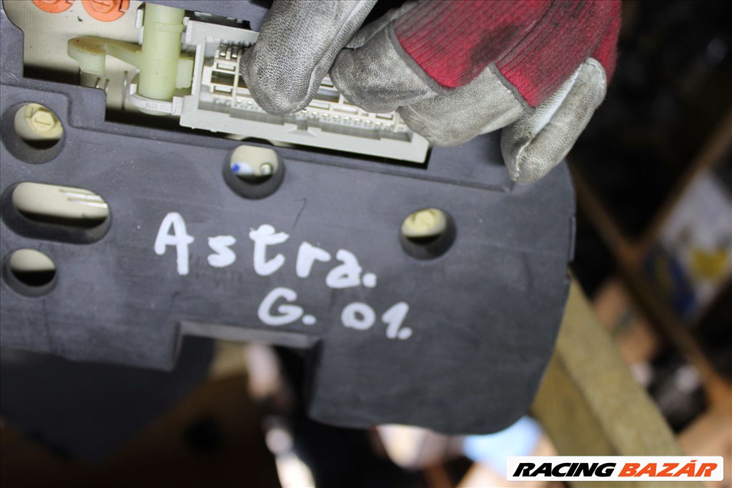 Opel Astra G Mini zseb 90561243 2. kép