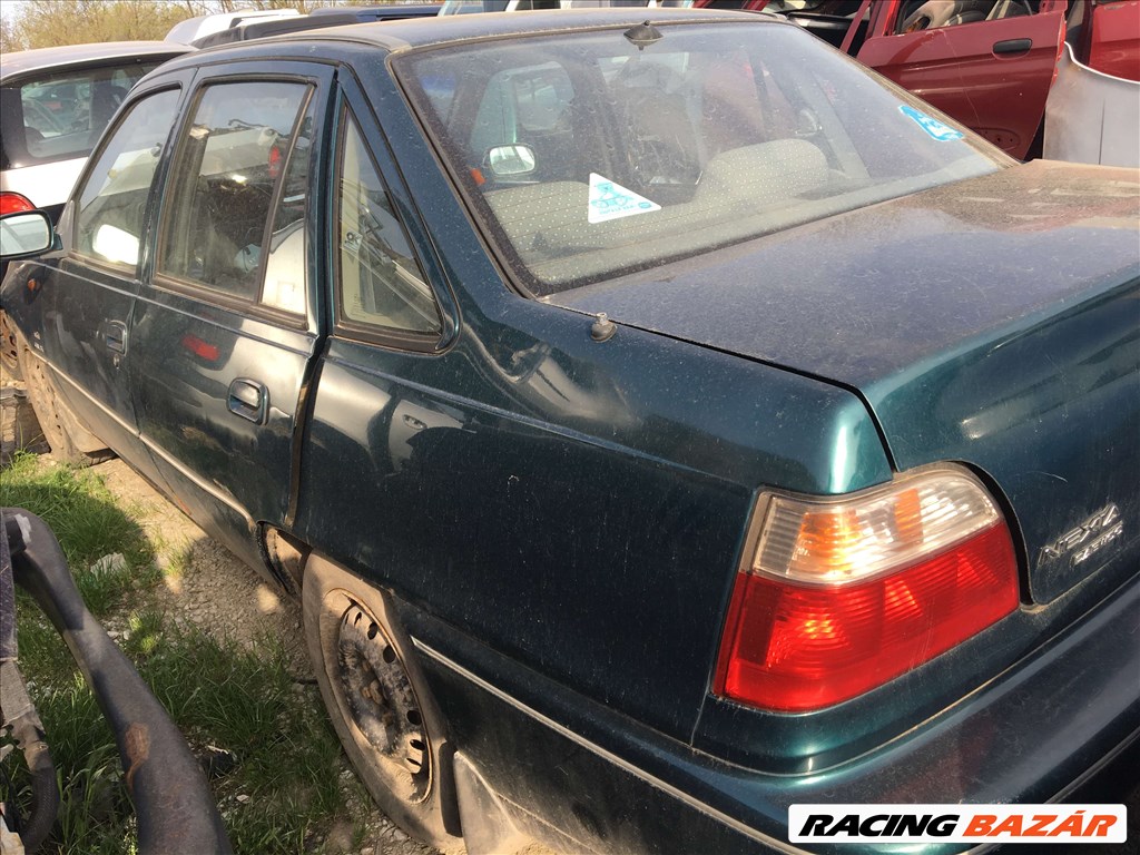 Daewoo Nexia bontott alkatrészei * 28. kép