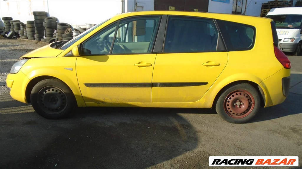 Renault Scénic bontott alkatrészei * 20. kép