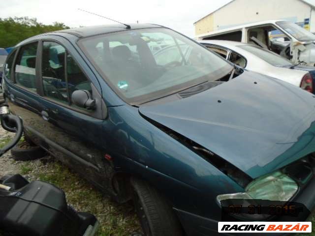 Renault Mégane bontott alkatrészei * 5. kép