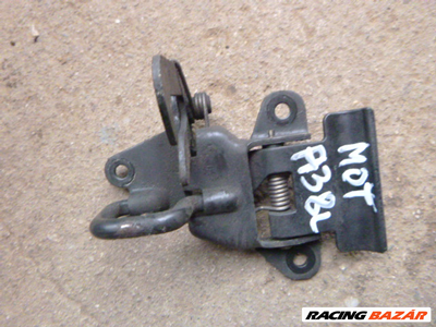 Audi A3 (8L) motortér zár 