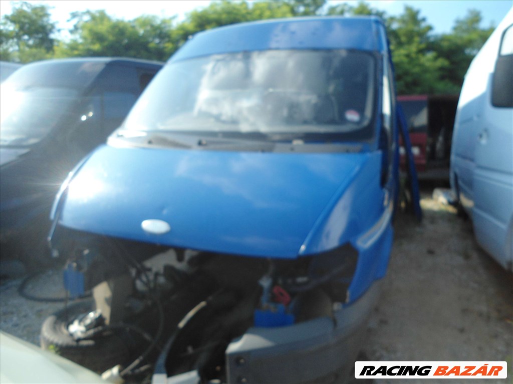 Ford Transit bontott alkatrészei * 32. kép