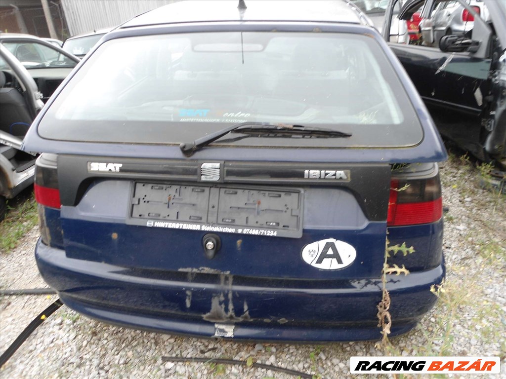 Seat Ibiza bontott alkatrészei * 11. kép