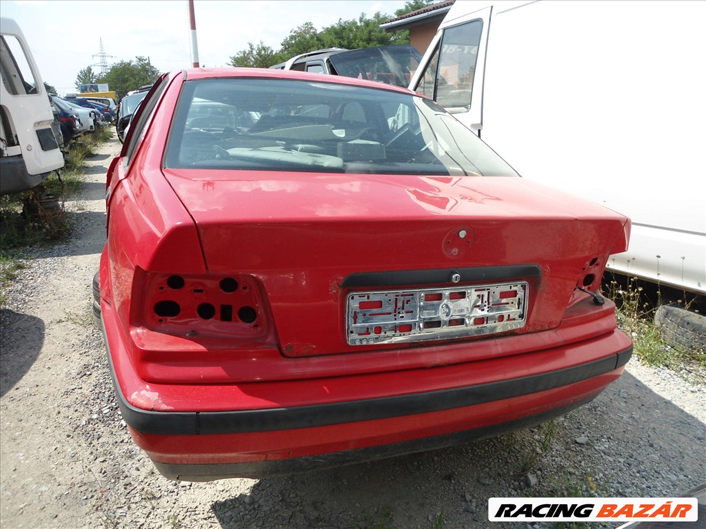 BMW 3-as sorozat bontott alkatrészei * 4. kép
