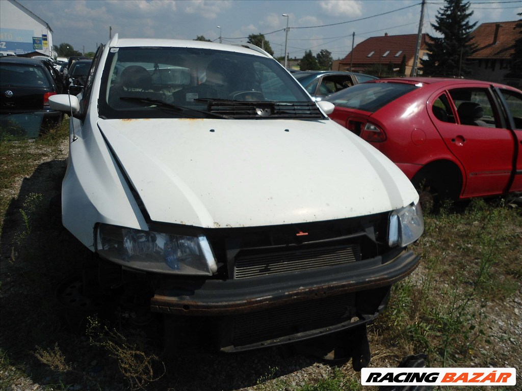 Fiat Stilo bontott alkatrészei * 12. kép