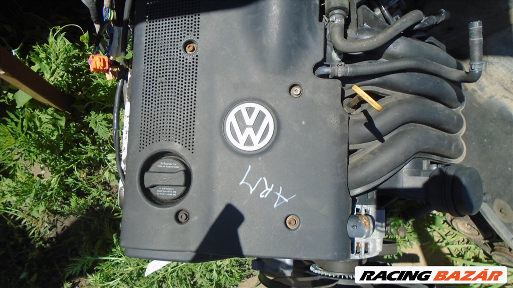 Volkswagen Passat 1,6 benzin motor ( motorkód: ARM) eladó * 1. kép