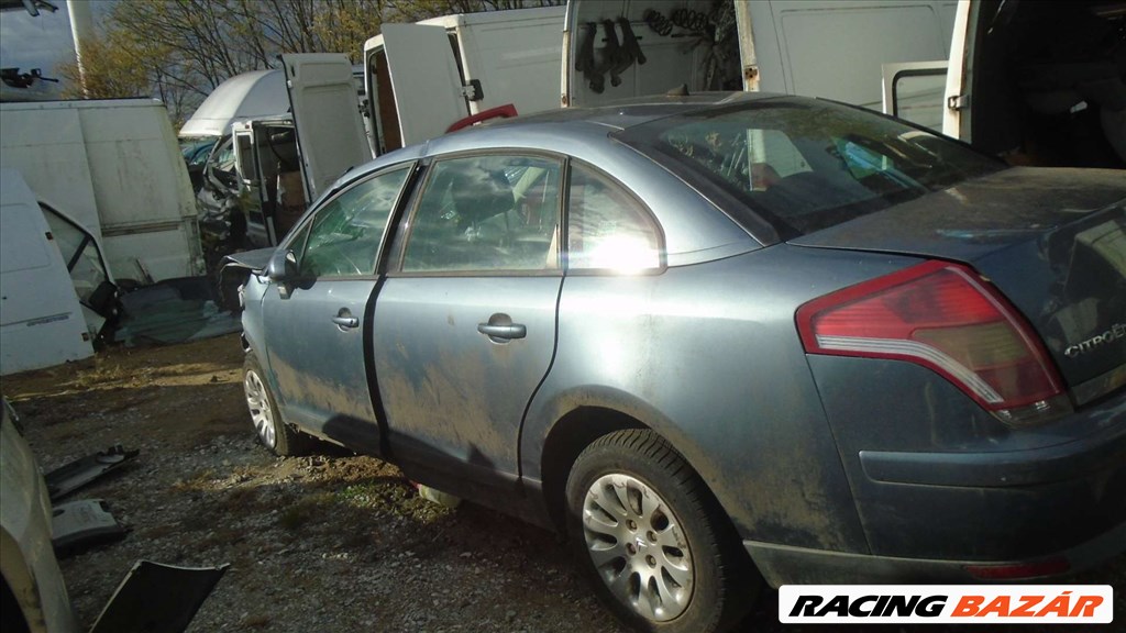 Citroën C4 bontott alkatrészei * 8. kép