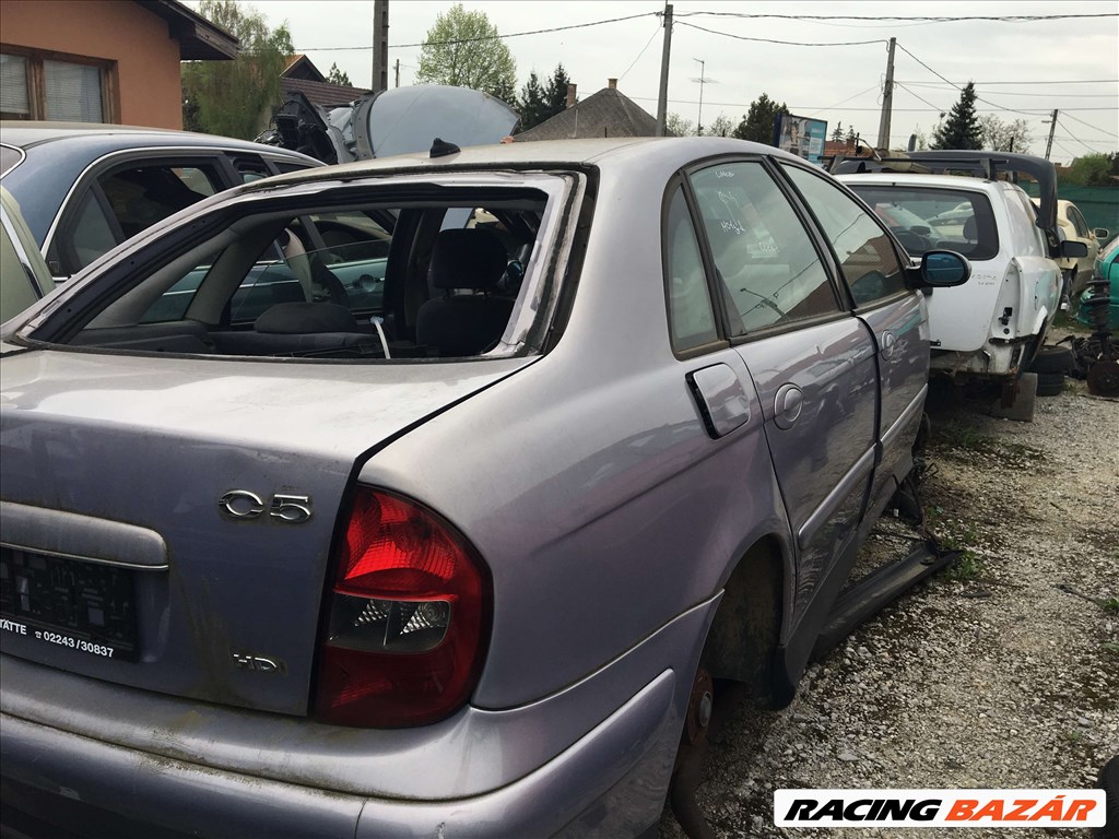 Citroën C5 bontott alkatrészei * 29. kép