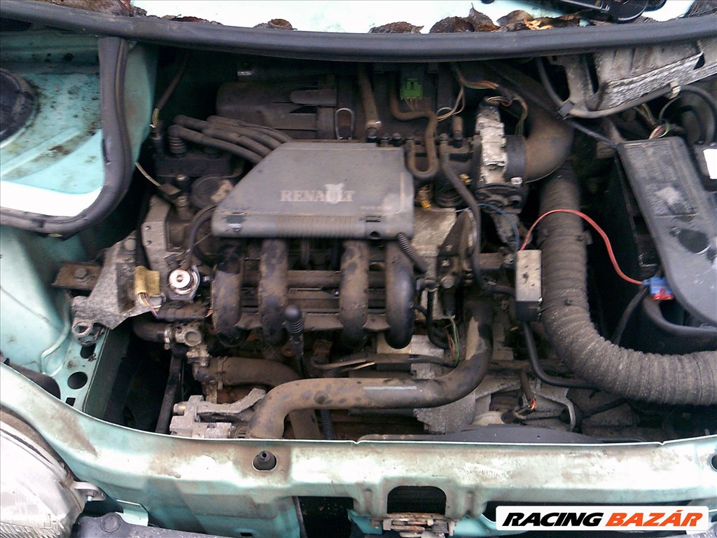 Renault Twingo bontott alkatrészei * 16. kép