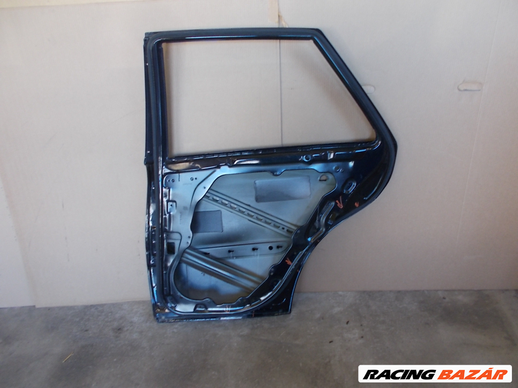 MERCEDES ML-OSZTÁLY 164 jobb hátsó ajtó 2006-2013 3. kép