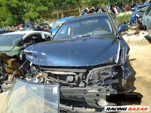 Volvo S60 bontott alkatrészei * 8. kép