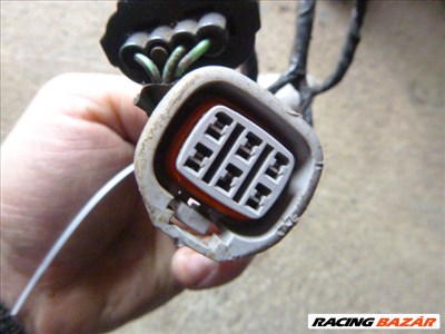 Suzuki SWIFT 1998 INJEKTORRA CSATLAKOZÓ