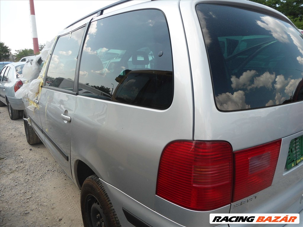 Seat Alhambra bontott alkatrészei * 8. kép