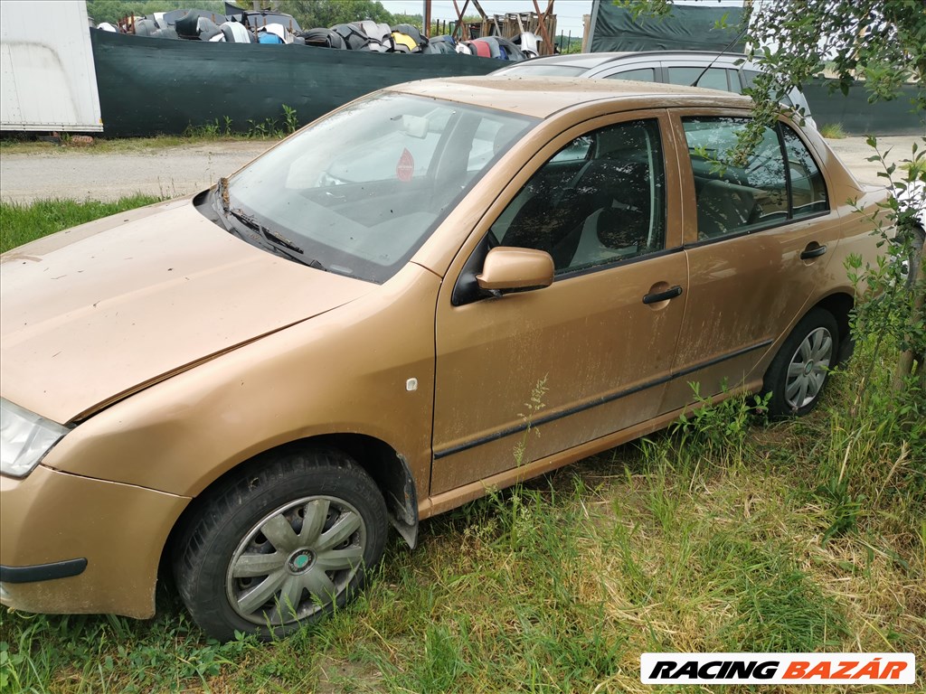 Skoda Fabia Sedan karosszéria elemek 9601 színben eladók 4. kép